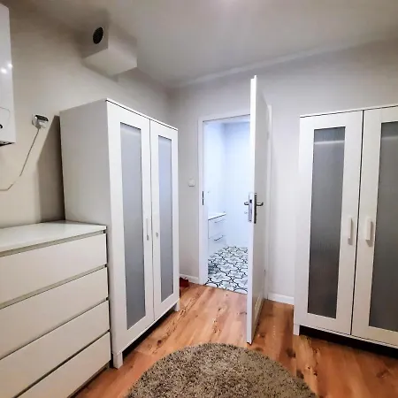 Kwietniewskiego Studio 1 With Sofa Bed * 比托姆